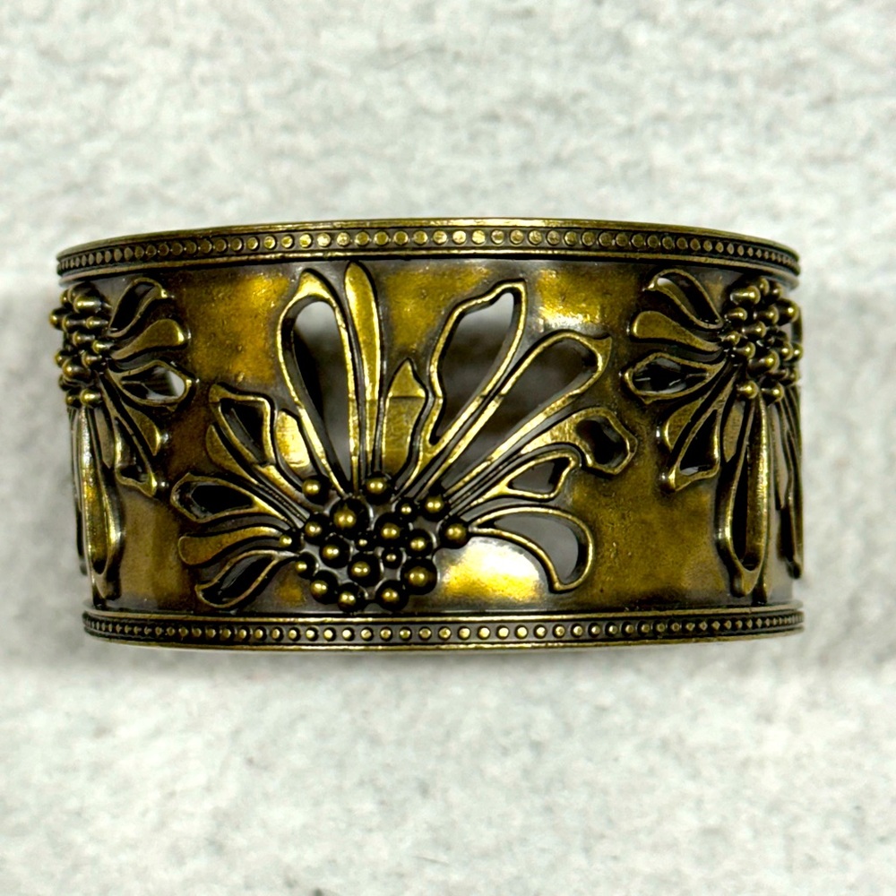 Intricate Wildflower Bohemian Brutalist Hammered Brass Cuff Bracelet Vintage